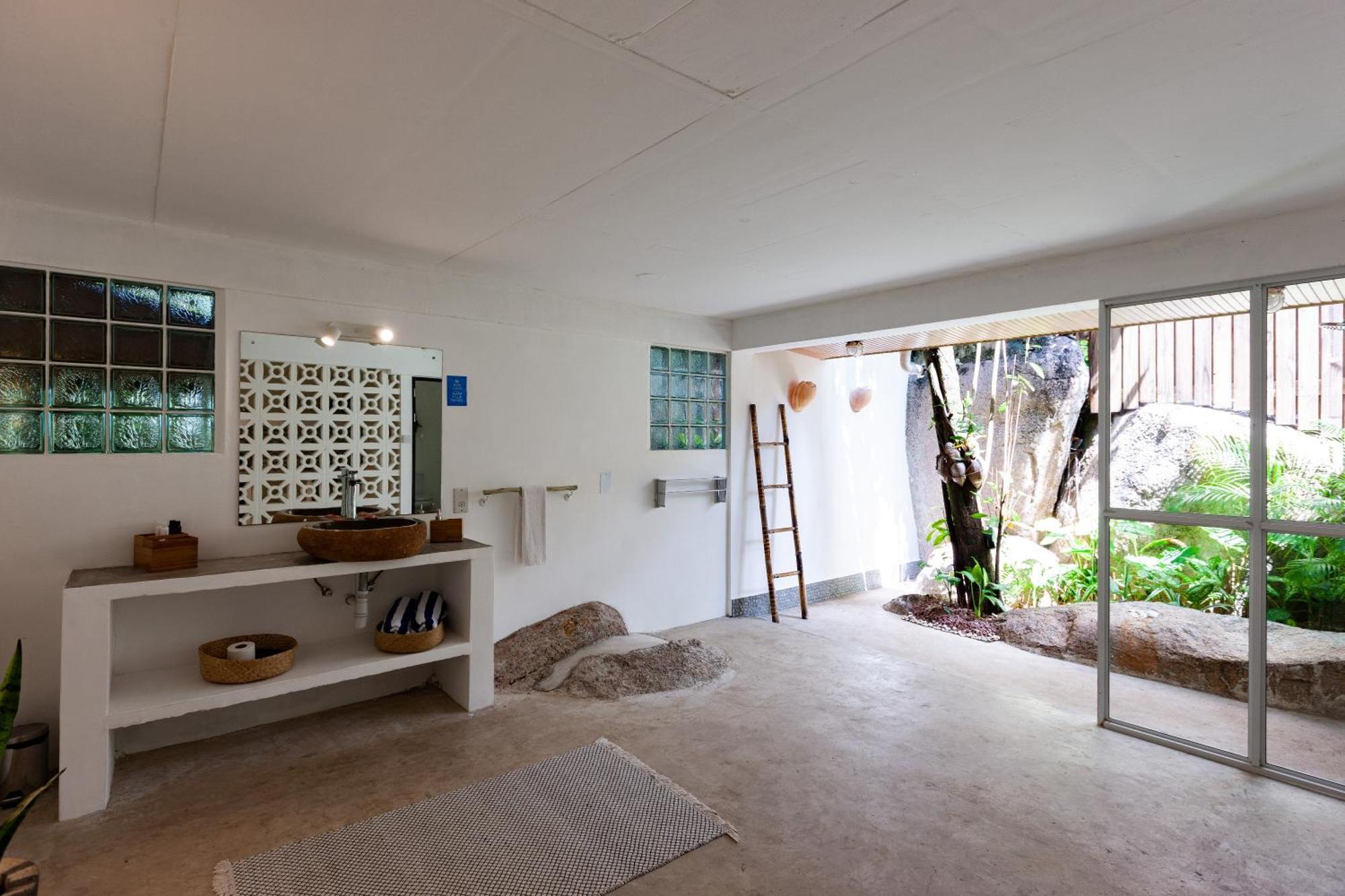 באיה סיינטה אנה La Pointe Beach Huts מראה חיצוני תמונה